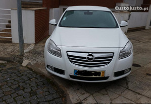 Opel Insignia cosmo sport awd 2.0 turbo gasolina - 09