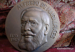 Medalha Alfredo Magalhães Centenário