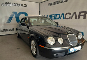 Jaguar S-Type 3.0 V6 Executive Auto. - 06
