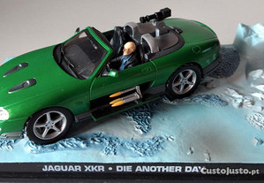 Miniatura 1:43 Colecção James Bond 007 Jaguar XKR