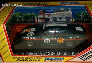 Miniatura Ford Falcon "AU" XR6 ,escala 1/43