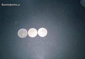 Três lindas moedas de Angola - 2$50 de 1953/67/69