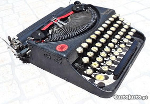 Maquina de escrever antiga Remington Ano 1937