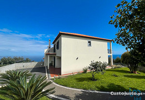 Casa / Villa T3 em Madeira de 255,00 m²