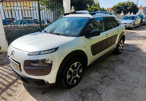 Citroën C4 Catus BlueHdi Exclusive