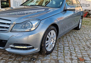 Mercedes-Benz C 200 Blue Efficiency - 12