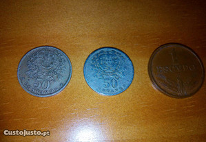 Moedas de 50 centavos de 1927 e de 1960