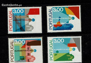 Selos Portugal 1976 - Afinsa 1292/5 MNH Dent. 13 1/2