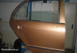 Porta Ref83 Skoda Fabia 2001 5p Dourada Td 
