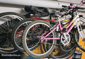 Bicicleta de criança menina e menino