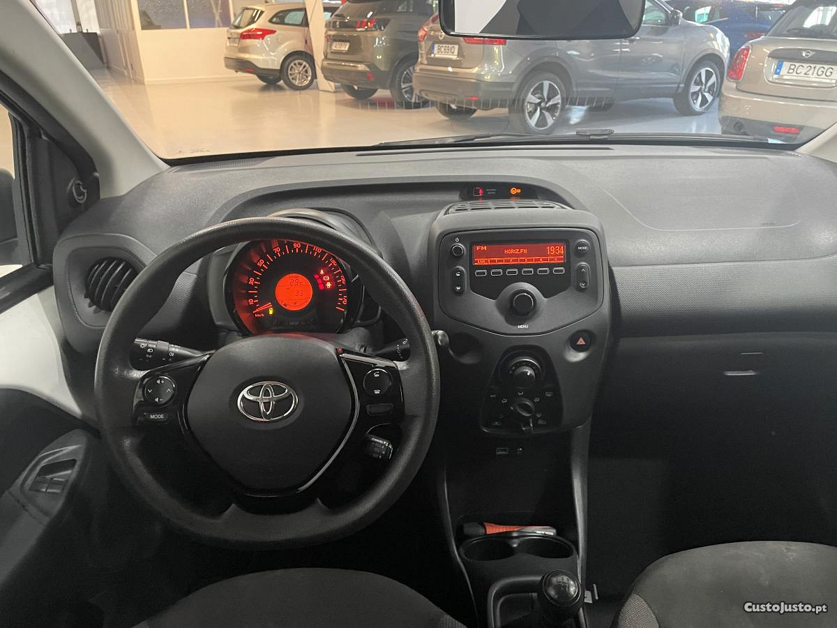 Toyota Aygo 1.0 X