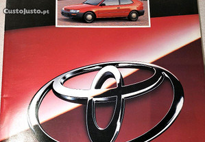 Revista Promocional Toyota Corolla E100