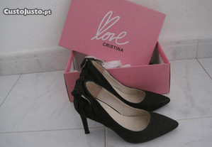 Sapatos da coleção Cristina Ferreira