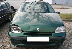 Renault Clio 1.2 3 Portas 1997 - PARA PEÇAS