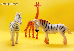 Conjunto 3 Figuras Animais Selvagens em Miniatura PVC