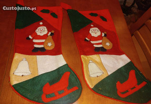 2 meias grandes de Natal