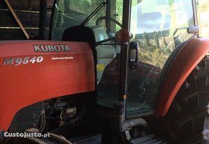 Tractor Kubota M9540 cabinado