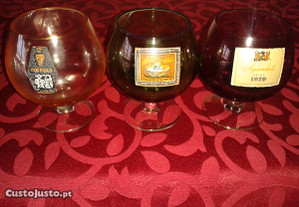 Conjunto 3 copos muito antigos de coleção
