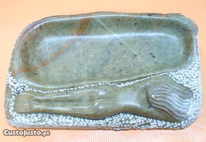 Cinzeiro pedra sabão 24x15x3,5cm