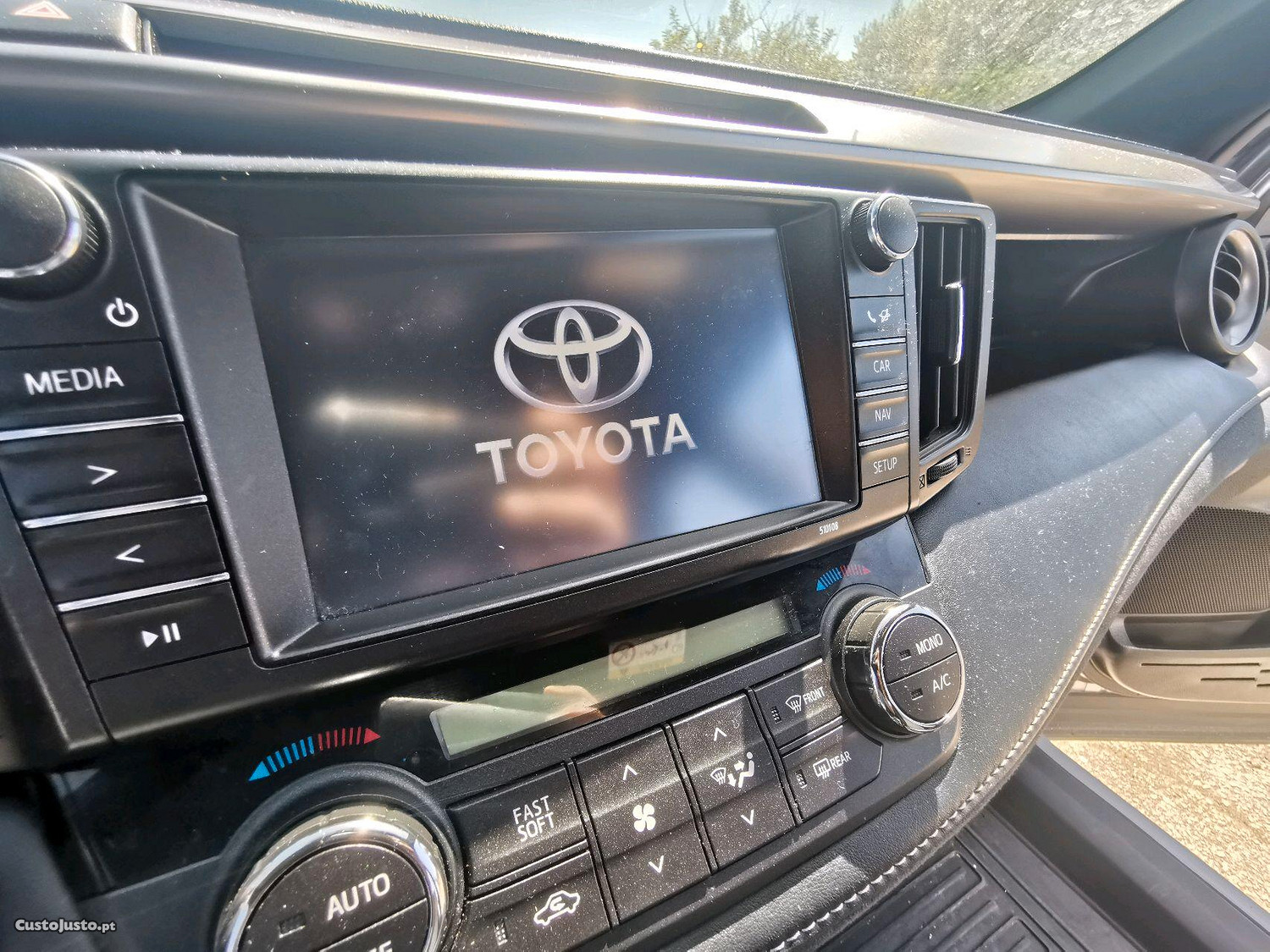 Toyota RAV4 Hybrid full extras Garantia